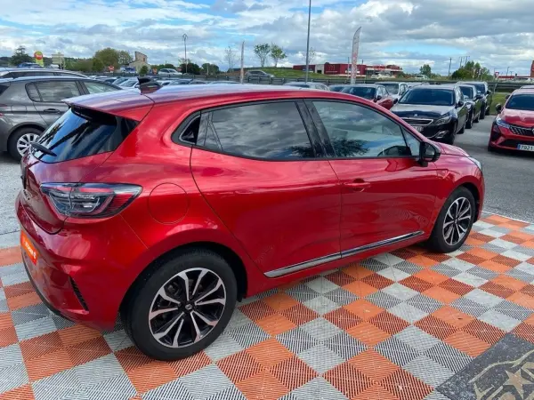 Renault CLIO V TCe 90 BV6 TECHNO GPS Caméra 360° Induction - Photo 5