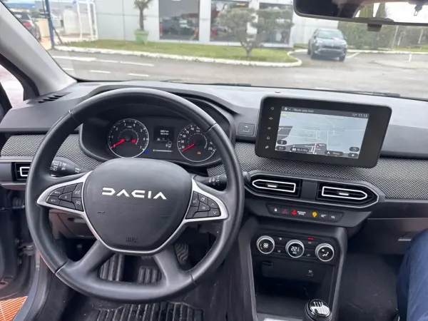 Dacia JOGGER 1.0 TCe 110 BV6 EXPRESSION GPS Caméra JA 16" 7PL - Photo 5