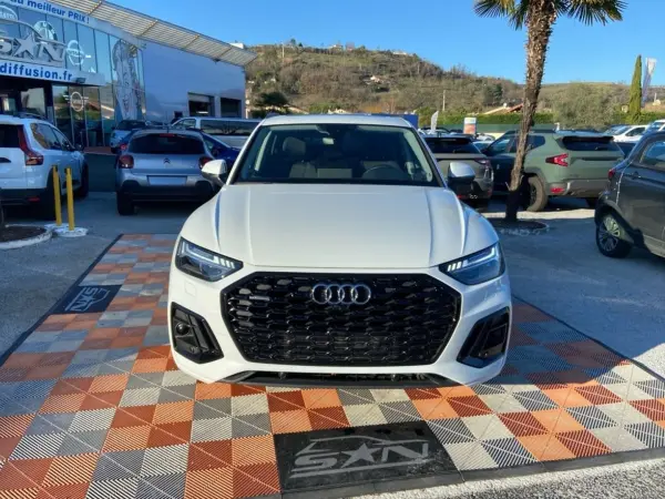 Audi Q5 SPORTBACK 40 TDI 204 QUATTRO S-Tronic S LINE Ext GPS Caméra JA 19" Black Pack - Photo 2