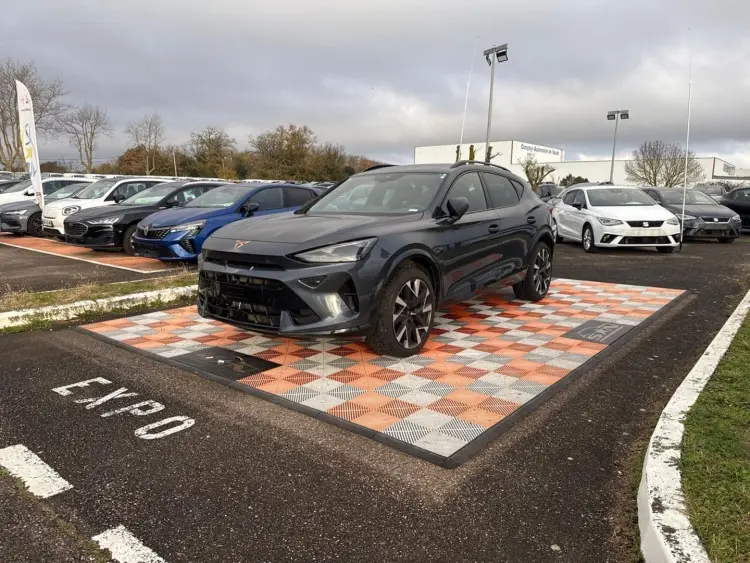 Cupra FORMENTOR NEW 1.5 e-TSI 150 DSG7 GPS JA 19" Sièges Sport Alcantara