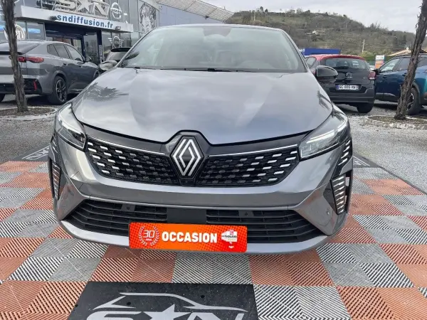 Renault CLIO V E-TECH 145 TECHNO GPS 9.3" Caméra 360° Hifi BOSE - Photo 2