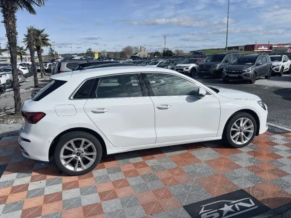 Audi A3 SPORTBACK 1.5 30 TFSI 116 S-TRONIC ADVANCED EDITION - Photo 4