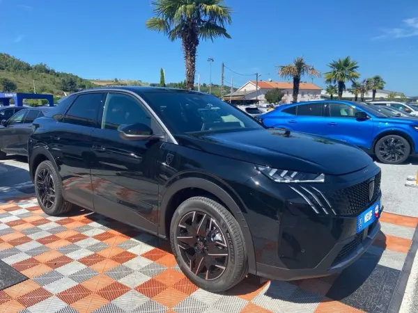 Peugeot 3008 Hybrid 145 e-DCS6 GT - Photo 3