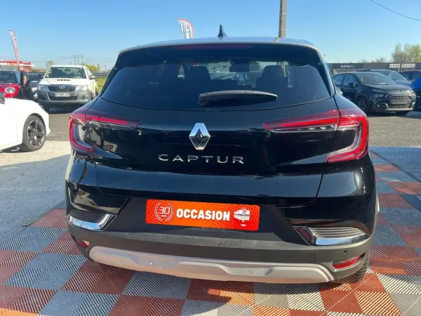 Renault CAPTUR TCe 90 BV6 TECHNO GPS 9.3" Caméra - Photo 4