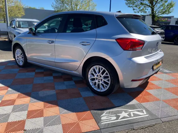 Seat IBIZA 1.6 TDI 95 URBAN GPS JA 16" Radars Vitres AR Surteintées 1°Main - Photo 3