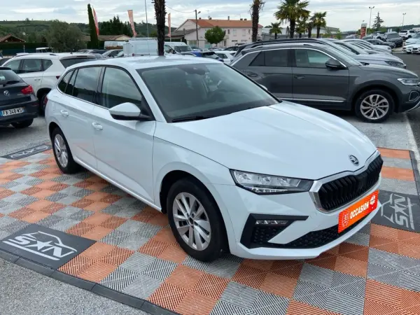 Skoda SCALA 1.0 TSI 116 BV6 SELECTION Caméra Radars Cockpit JA 16" - Photo 3