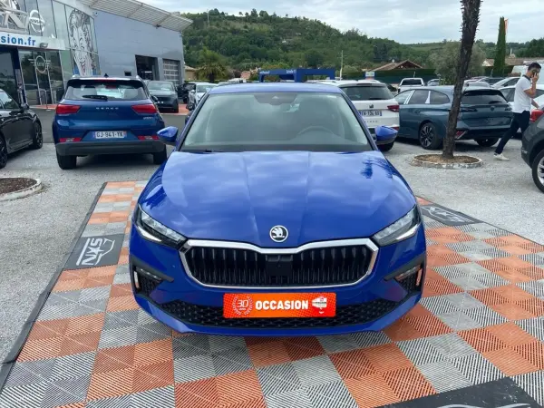 Skoda SCALA 1.0 TSI 116 DSG7 SELECTION Caméra Radars Cockpit JA 16" - Photo 2